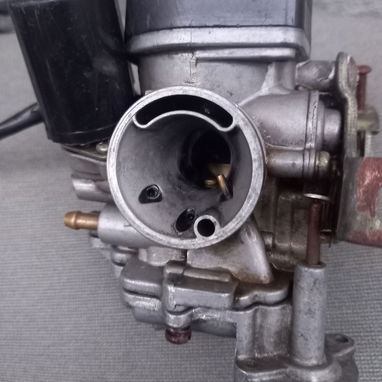 Vendo Carburador Japonés FDI5 - Con Solenoide de Arranque en Frío - 4/5