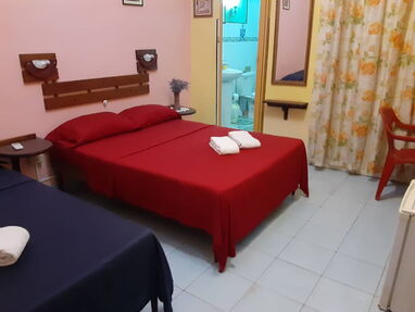 ♥️ Renta casa en La Habana Vieja de 3 habitaciones,3 baños,agua fría y caliente,nevera - Img 57507945