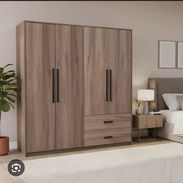 Closet 4 puertas con gabetas 430 usd Closet Familiar de 4 Puertas y 2 Gavetas 4 Puertas: Incluye secciones de perchero - Img 55943043