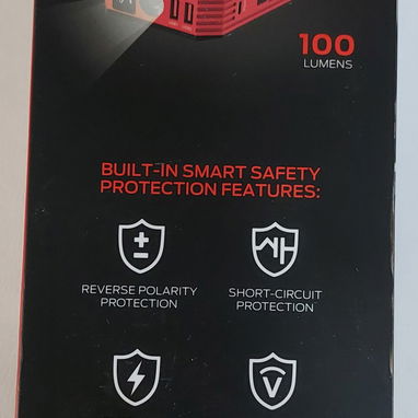 Arrancador de carro de 8000mah , hasta 10 arranques, tambien tiene 2 puerto carga celular y linterna nuevo en caja-50usd - Img 109611669
