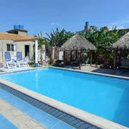 CASA DE RENTA  3 habitaciones con piscina en la playa de Guanabo a 3 cuadras del mar 52 46 36 51 PANELES SOLARES, Y - Img 52841088