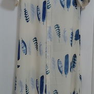 Vestidos  hojas azules y lunares - Img 56361433