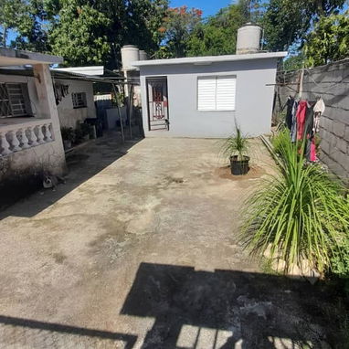 Se vende dos casas en una con todo adentro en punta brava la lisa - Img 123801526