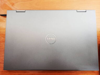 Laptop Dell, Core i7-7500U, 8 GB de RAM, 1 TB HDD - Img main-image