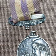 COMPRO ESTE TIPO DE MEDALLAS ( SOLO DE ESTE TIPO ) RECOJO EN LA HABANA - Img 55620268