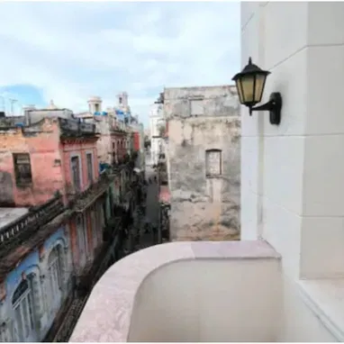 🏡 Apartamento luminoso en el corazón de La Habana Vieja REF 1316 - Img 94413940