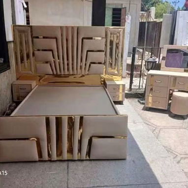 Excelente oferta de camas tapizado capitoneadas con maxima calidad y garantía... - 5/10