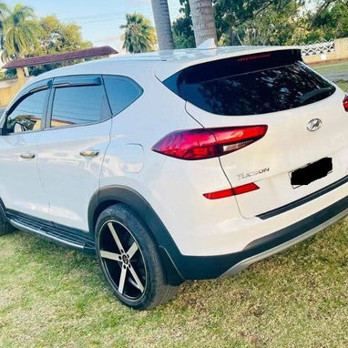Tucson 2021 limited...add - 6/6