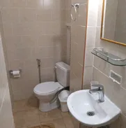 Se alquilan habitaciones/ baño en Miramar - Img 48624485