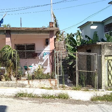 GANGA: Casa en bajos con azotea libre. Patio, garaje y terreno (vendo o permuto) - Img 102814475
