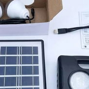 Lámpara multifuncional 30w Liper + Panel Solar + 2 bombillos led - Img 58271228