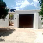 Excelente Casa independiente en Playa - Img 56121272