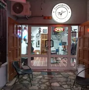 Busco barbero con experiencia y seriedad - Img 49571629