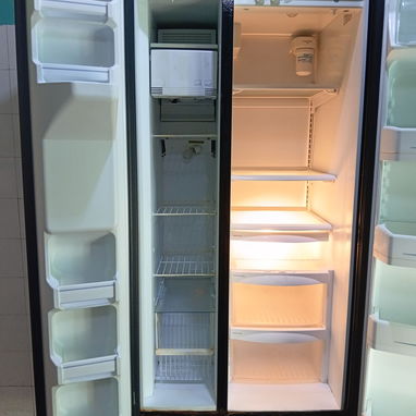 Venta de refrigerador 2 puerta, en buen estado, trabajando al 100%, por un precio de 900 usd - Img 127011830