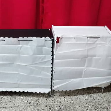 Zapatera de 4 y 5 niveles con cortina - 10/10