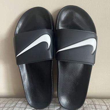 Chancletas Nike de hombre - Img 123423969