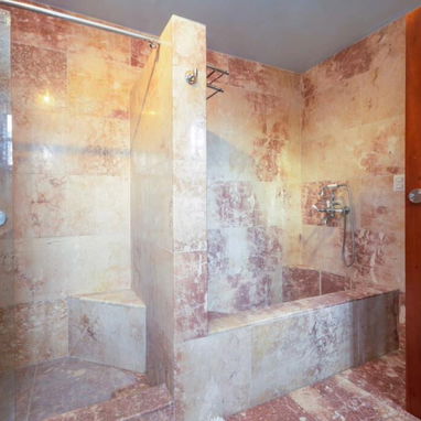 🏠 Hermosa casa de renta en Santa Fé con piscina y acceso directo al mar. 💵 Precio: 70 usd por habitación - 7/10