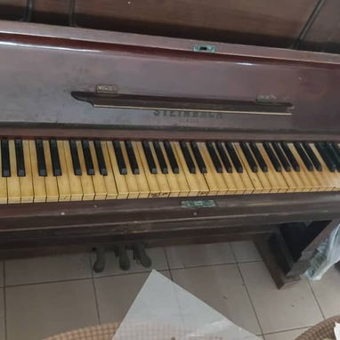 Vendo Piano Alemán - 2/3