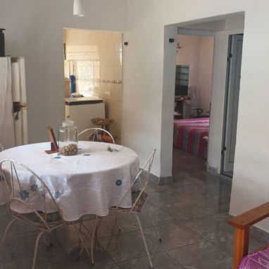 Venta casa placa libre y patio 2 cuartos Playa 25mil 53582376 - Img 118123551