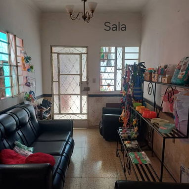 *$30.000usd. AJUSTE C/$ EN MANO. En venta casa en Lawton (puerta de calle) con posibilidad de ampliar o hacer 2 casas. - Img 125604059