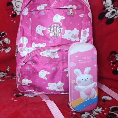 Mochilas para los peques de la casa en varios tamaños y con sus accesorios 🎒 - 10/10