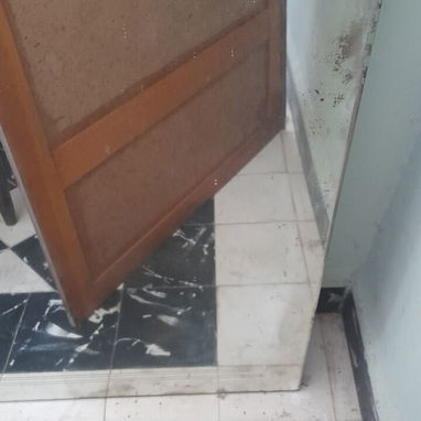 Ventilador orbita, espejo grande con detalles, identificadores de llamadas, caja para split y estante - Img 122083063