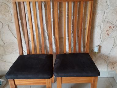 Vendo 2 sillas de madera - Img main-image-45689585