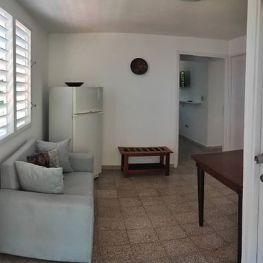 Romántico apartamento con terraza en Nuevo Vedado –respaldo eléctrico. Alquiler de apartamento por tiempo indefido - Img 119643684