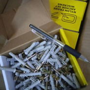 Tornillos con taquetes (expansores)*  - caja de 200 unidades en 25 usd con 🚘 incluído* - Img 57193327