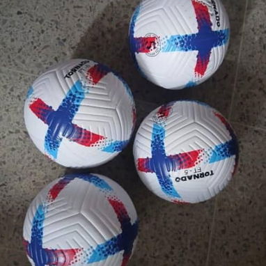 Pelotas de fútbol 11 talla 5 - 4/6