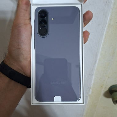 Moviles A56 5G,A57 5g, s25 ultra, note 15, redmi 9a, note 14, a16, a17 0km sellado caja tdo garantía 30 dias x escrito - 2/3