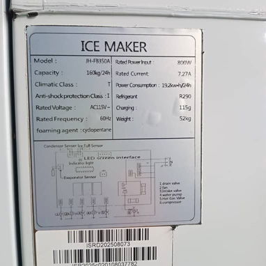 Maquina de hielo de 160 kg de hielo diarios, solamente 3 semanas de uso como se ve en la foto como nuevo ‼️ - Img 126103346