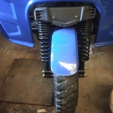 Triciclo de gasolina, es de los grandes - 4/10
