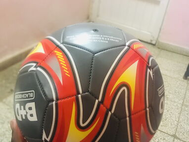 Balones de fútbol 11 nuevos. - Img 64347374