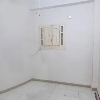 GANGA! Apartamento en Venta! 2/4 BAJOS - Img 122372197