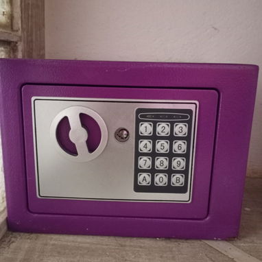 Caja fuerte - Img 123064009