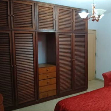 Venta de Casa independiente Playa Ampliacion de Almendares 5/4 80mil 53582376 - Img 124551350