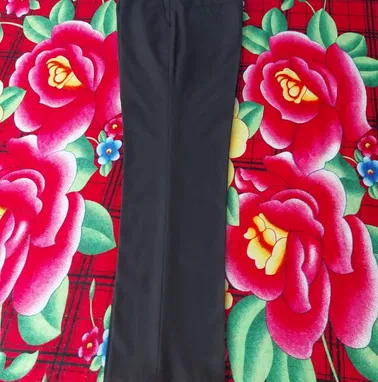 Camisas blancas tallas M ,y otras L xL , pantalones pitusas  guayaberas, etc ver fotos - Img 85262365
