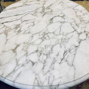 MAJESTUOSA MESA ROMAÑACH DE ESTILO COLONIAL con mármol de Carrara - Img 45539116
