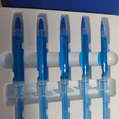 Productos de blanqueamiento dental - Img 118349237