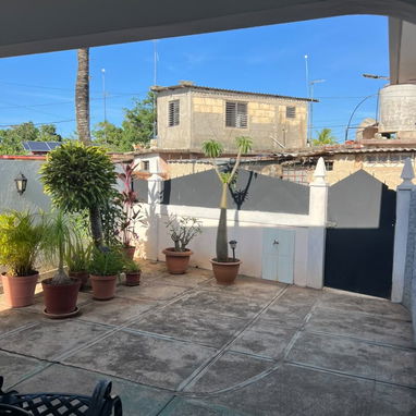 Se vende casa a 5 minutos de varadero - Img 124821653