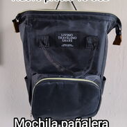 Mochila pañalera color negra - Img 45682756