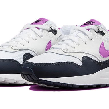 TIENDA DE SNEAKERS - Img 121770885