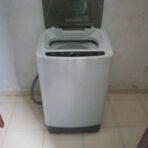 Lavadora automática de las que lo hacen todo de 7 kilogramo nueva solo le falta la caja - Img 119610301