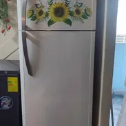 REFRIGERADOR MABE 2 PUERTAS GRANDE - FRÍO CONGELANTE - PERFECTO PARA FAMILIA - Img 56351567