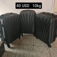 Vendo maletas de viaje - Img 57386437