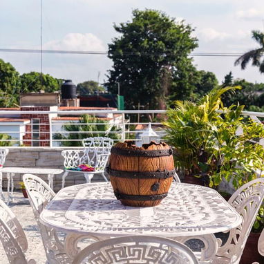 🏡 Casa de tres plantas con terraza y ranchón en Miramar – Ideal para grupos grandes REF 1436 - Img 104712671