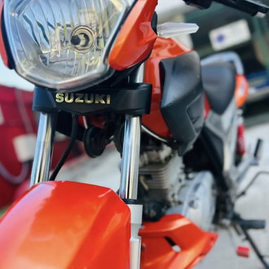 Moto Zuzuki - 4/4