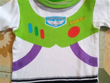 Se venden estas ropas de niño de 3 a 4 años entré y miré, buenos precios - Img 65590215