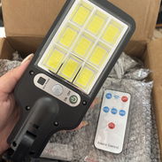 LUZ SOLAR LED CON SENSOR Y CONTROL REMOTO ☀️💡 - Img 53951742